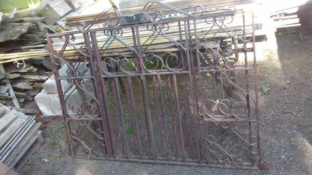 Image 2 of Wrought iron gates *Driveway*