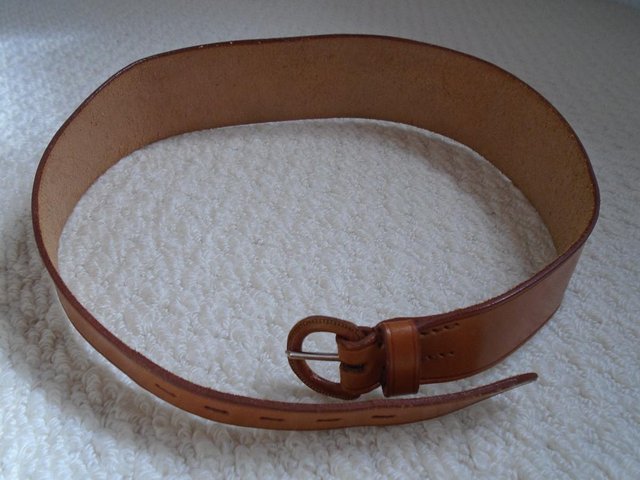 Preview of the first image of 1950s Vintage Tan Pigskin Belt.