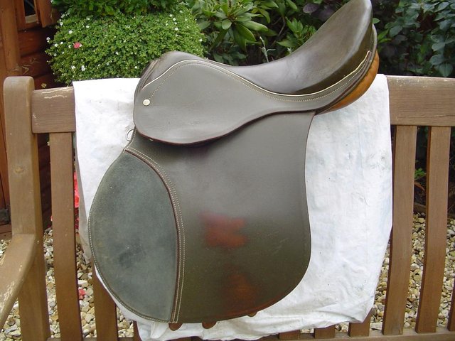 Preview of the first image of DARK GREEN SADDLE.