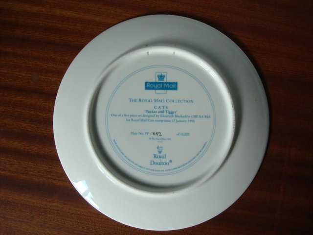 Image 2 of Plate Royal Doulton