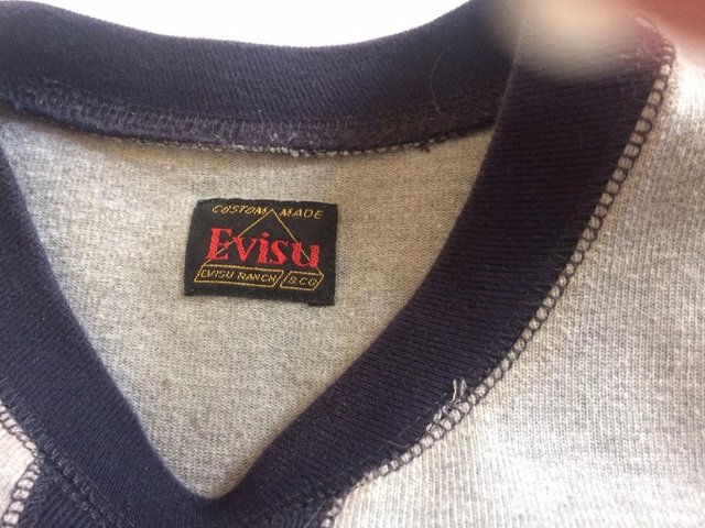 Image 3 of Evisu VINTAGE T shirt grey, medium size.