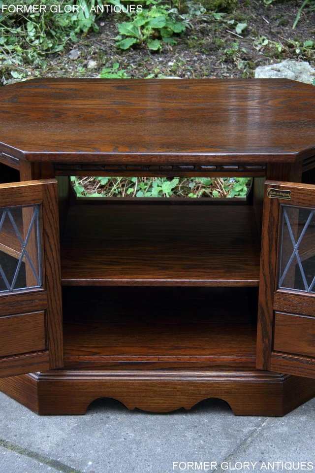 Image 31 of AN OLD CHARM LIGHT OAK CORNER TV DVD CD CABINET STAND TABLE