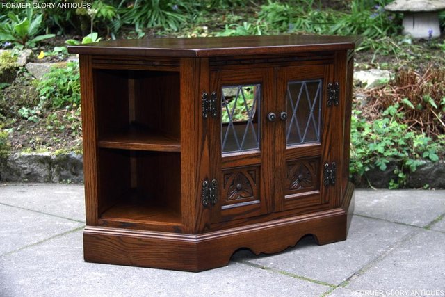 Image 36 of AN OLD CHARM LIGHT OAK CORNER TV DVD CD CABINET STAND TABLE