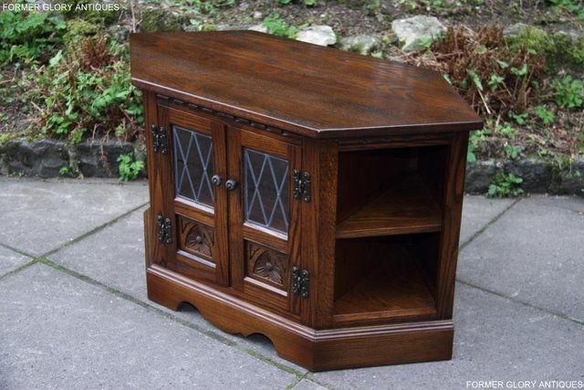 Image 39 of AN OLD CHARM LIGHT OAK CORNER TV DVD CD CABINET STAND TABLE