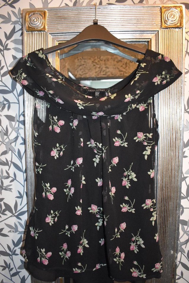 Preview of the first image of Laura Ashley 100% silk blouse with camisole size 12 BN.
