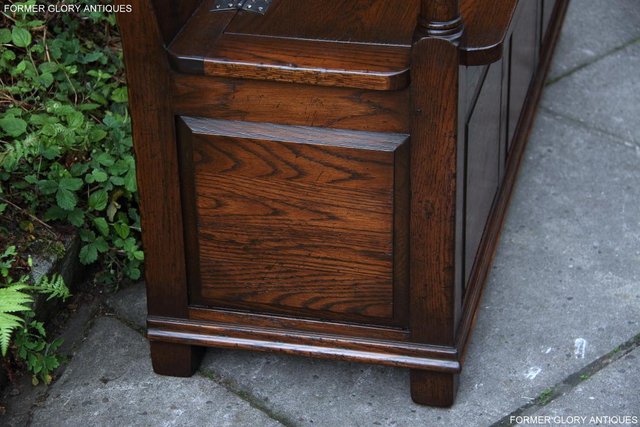 Image 24 of TITCHMARSH & GOODWIN STYLE OAK MONKS BENCH HALL SEAT SETTLE