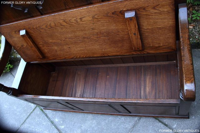 Image 54 of TITCHMARSH & GOODWIN STYLE OAK MONKS BENCH HALL SEAT SETTLE