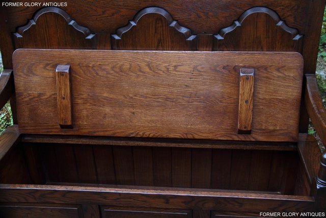 Image 71 of TITCHMARSH & GOODWIN STYLE OAK MONKS BENCH HALL SEAT SETTLE