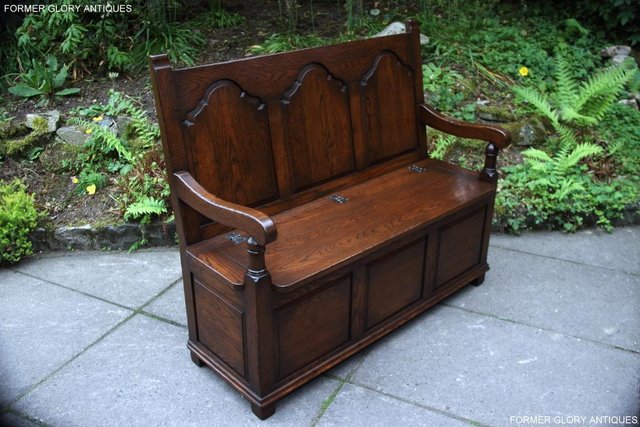 Image 109 of TITCHMARSH & GOODWIN STYLE OAK MONKS BENCH HALL SEAT SETTLE