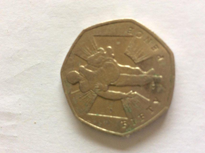 Preview of the first image of 50p coin Victoria cross 1.