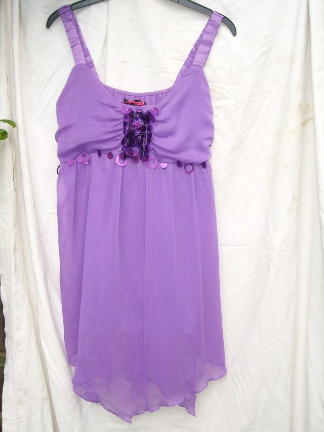 Preview of the first image of Fionella Purple Mini Dress – Large 14/16 - NEW.
