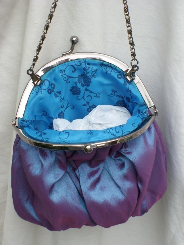 Image 2 of Cute Blue/Purple Evening Handbag