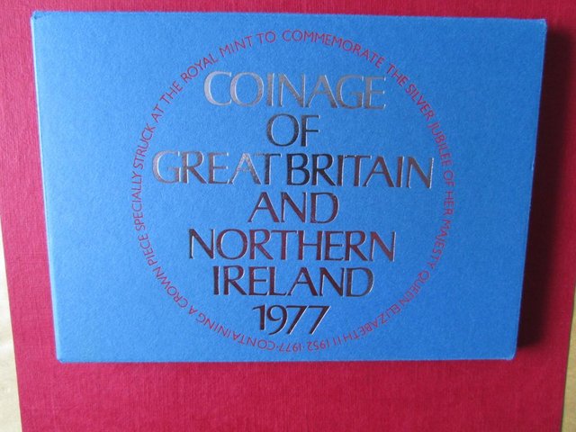 Preview of the first image of 1977 ROYAL MINT PROOF SET..