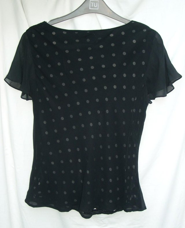 Image 3 of Cute EAST Black & White Silk Top– Size 14