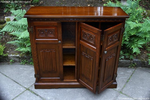 Image 47 of OLD CHARM LIGHT OAK DVD CD CABINET STAND SIDEBOARD BOOKCASE