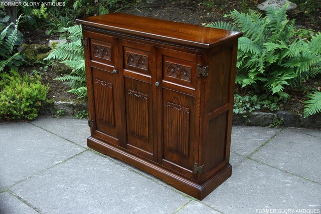 Image 52 of OLD CHARM LIGHT OAK DVD CD CABINET STAND SIDEBOARD BOOKCASE