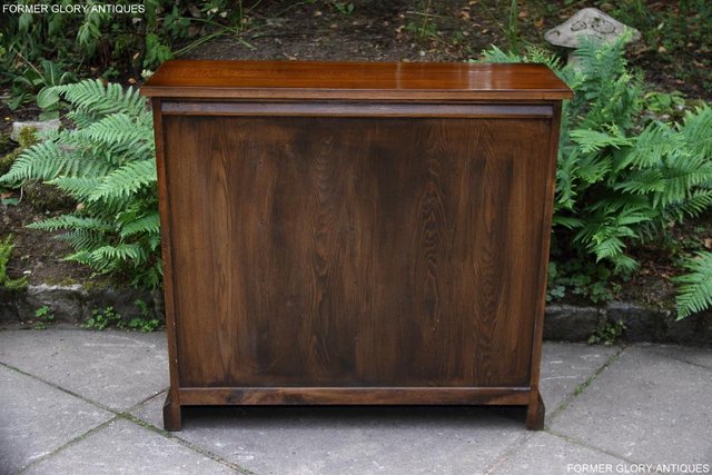 Image 58 of OLD CHARM LIGHT OAK DVD CD CABINET STAND SIDEBOARD BOOKCASE