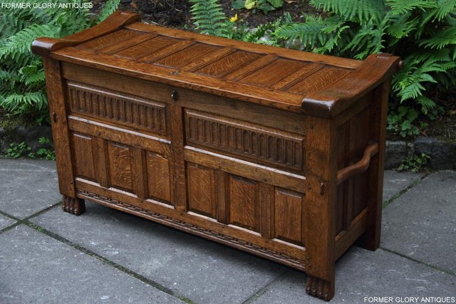 Image 3 of RUPERT NIGEL GRIFFITHS OAK BLANKET TOY BOX RUG CHEST STAND