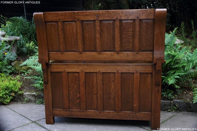 Image 71 of RUPERT NIGEL GRIFFITHS OAK BLANKET TOY BOX RUG CHEST STAND