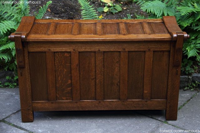 Image 100 of RUPERT NIGEL GRIFFITHS OAK BLANKET TOY BOX RUG CHEST STAND