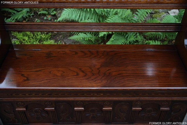 Image 52 of A JAYCEE OLD CHARM OAK HALL SEAT SETTLE MONKS BENCH CHEST