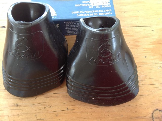Image 2 of Anatomic gel bell boots brand new