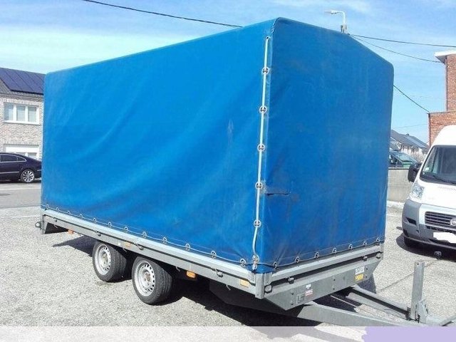 Preview of the first image of TRAILER SARIS 2011 2700KG.