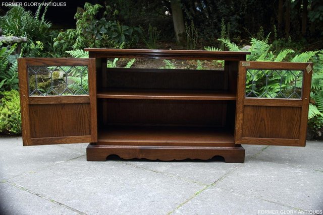 Image 20 of AN OLD CHARM LIGHT OAK TV HI FI CD DVD CABINET TABLE STAND