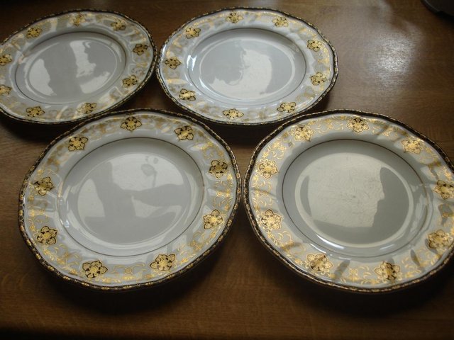 Image 3 of WEDGWOOD CONSTANTINE 8in PLATES - SET OF 4