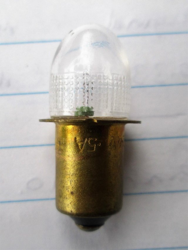 Preview of the first image of 2.4v 0.5a bulb (Incl P&P).