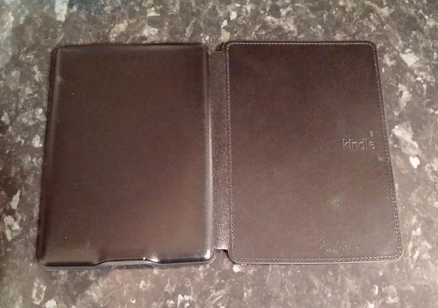 Preview of the first image of Kindle Leather Case.