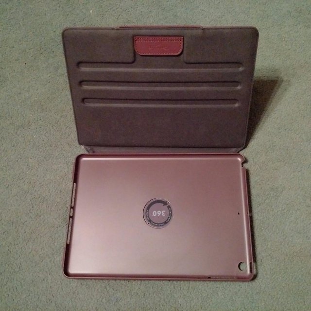 Image 2 of Targus Tablet Case