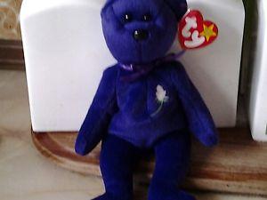 Preview of the first image of TY Princess Diana Beanie Baby Collectable.