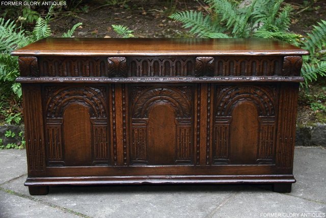 Image 13 of TITCHMARSH & GOODWIN OAK BLANKET TOY BOX DOWER CHEST COFFER