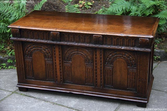 Image 16 of TITCHMARSH & GOODWIN OAK BLANKET TOY BOX DOWER CHEST COFFER