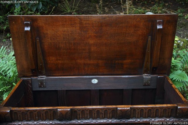 Image 24 of TITCHMARSH & GOODWIN OAK BLANKET TOY BOX DOWER CHEST COFFER
