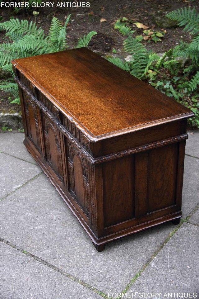 Image 25 of TITCHMARSH & GOODWIN OAK BLANKET TOY BOX DOWER CHEST COFFER