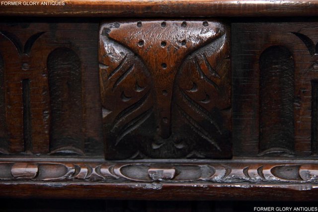 Image 34 of TITCHMARSH & GOODWIN OAK BLANKET TOY BOX DOWER CHEST COFFER