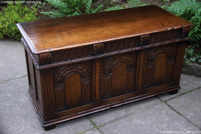 Image 43 of TITCHMARSH & GOODWIN OAK BLANKET TOY BOX DOWER CHEST COFFER