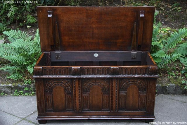 Image 97 of TITCHMARSH & GOODWIN OAK BLANKET TOY BOX DOWER CHEST COFFER