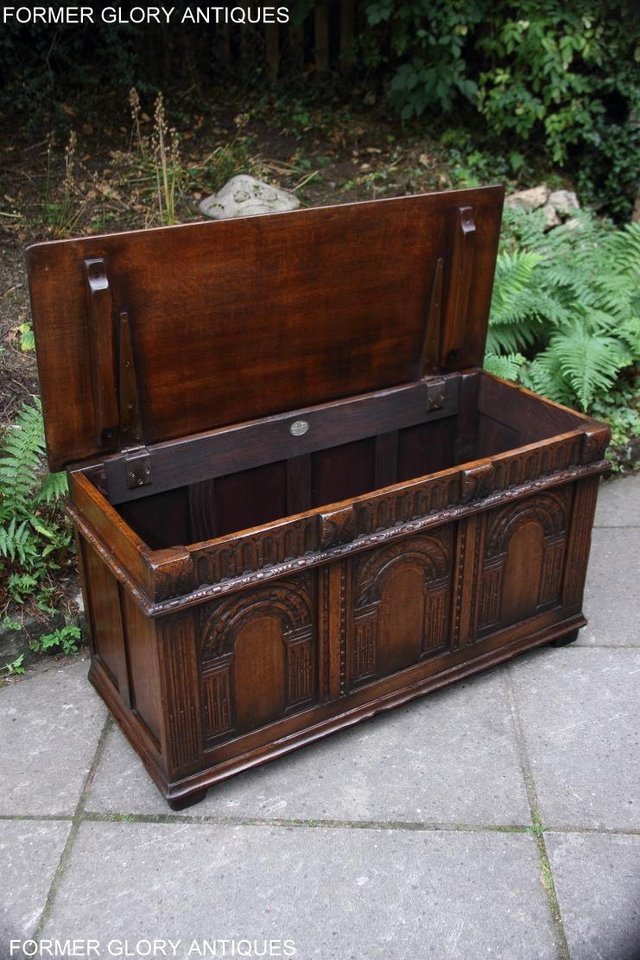 Image 98 of TITCHMARSH & GOODWIN OAK BLANKET TOY BOX DOWER CHEST COFFER