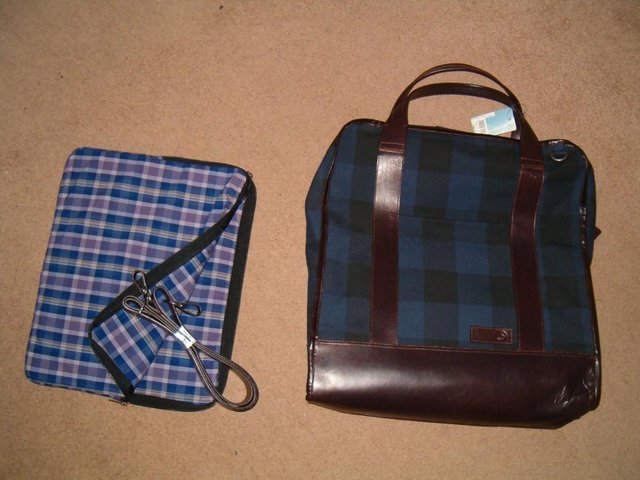 Image 3 of Original Penguin Munsingwear tote bag with tablet case