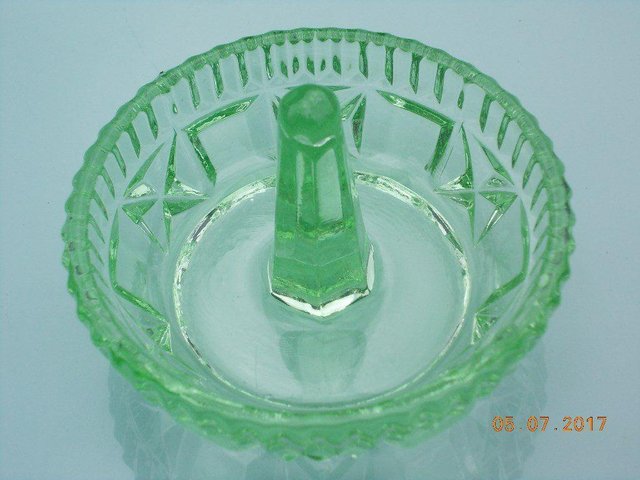 Image 2 of Vintage Green Glass Circular Ring Holder