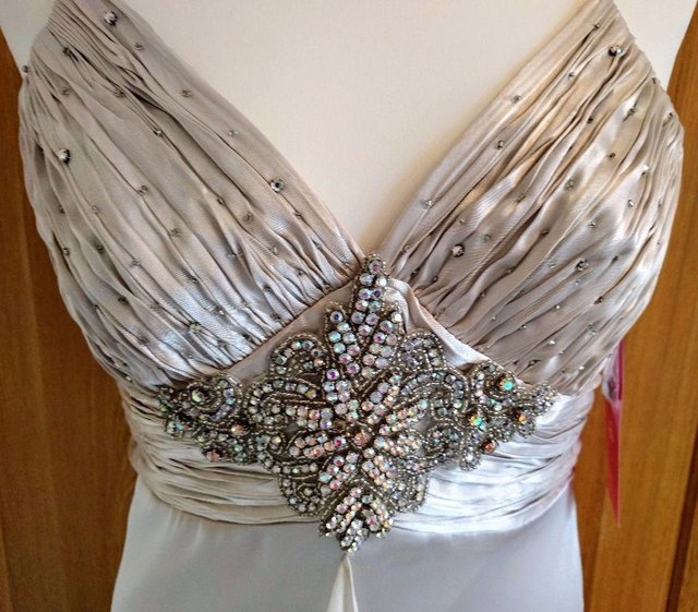 Image 2 of NEW MORGAN & CO Wedding Dress Diamante Platinum Art Deco