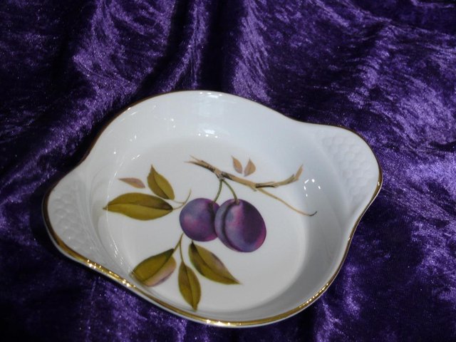 Preview of the first image of Royal Worcester Plum Design Dish.