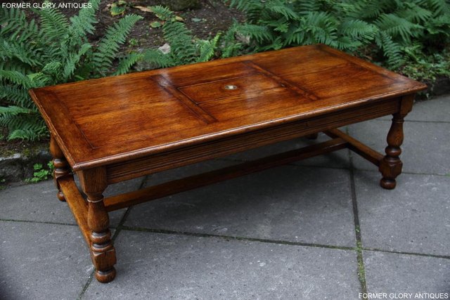 Image 3 of TITCHMARSH & GOODWIN STYLE OAK COFFEE TEA GAMES TABLE STAND