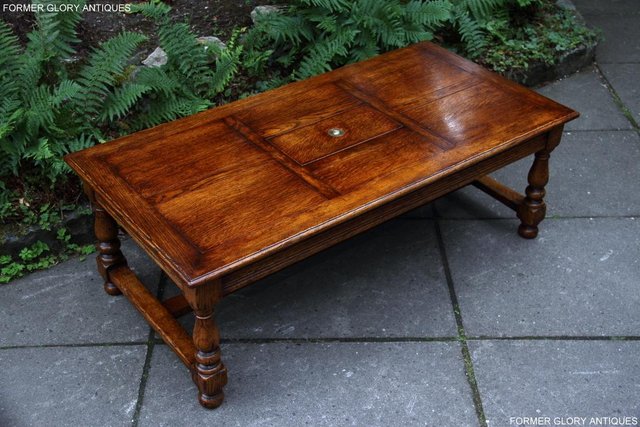 Image 16 of TITCHMARSH & GOODWIN STYLE OAK COFFEE TEA GAMES TABLE STAND