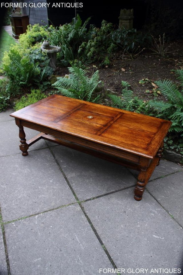 Image 44 of TITCHMARSH & GOODWIN STYLE OAK COFFEE TEA GAMES TABLE STAND