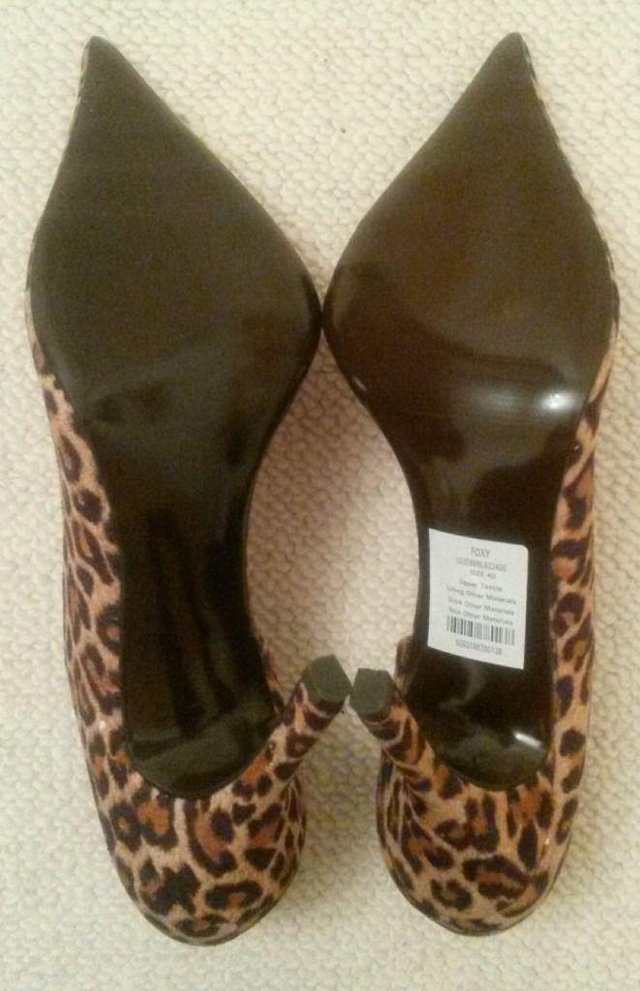Image 2 of NEW DOLCIS SHOES Leopard Print Italian ¾ Cut Style Court