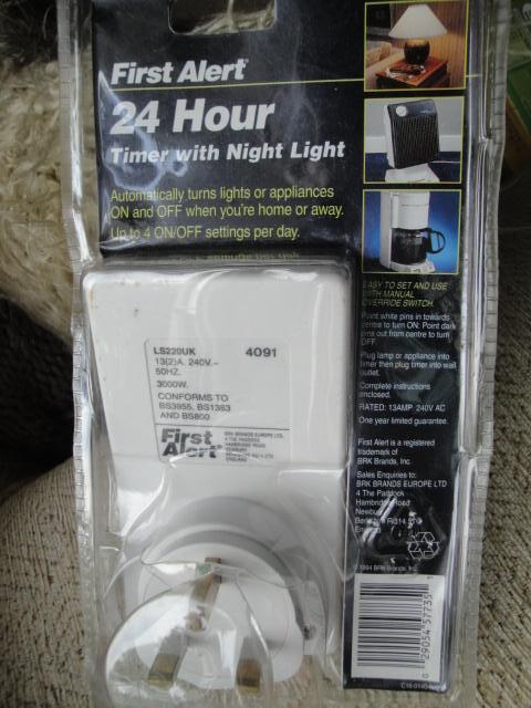 Image 2 of 24-hour Timer with Night Light - New